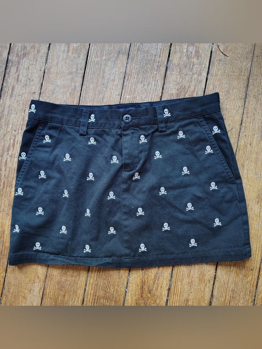 Ralph Lauren Rugby Black Skull Embroidered Mini Skirt Women 2 Small 100% Cotton